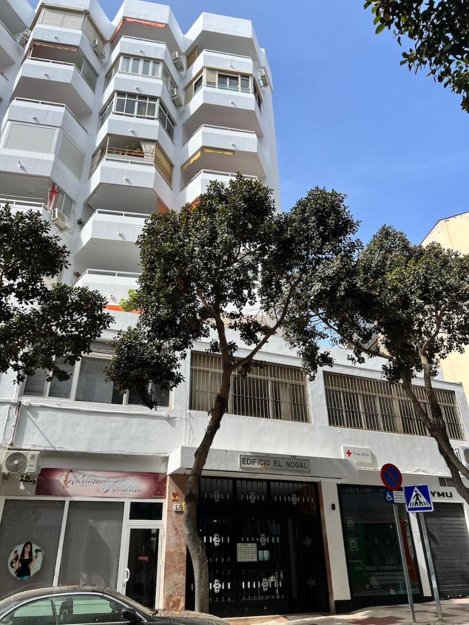 Alojamiento Joan Miro Torremolinos Bagian luar foto