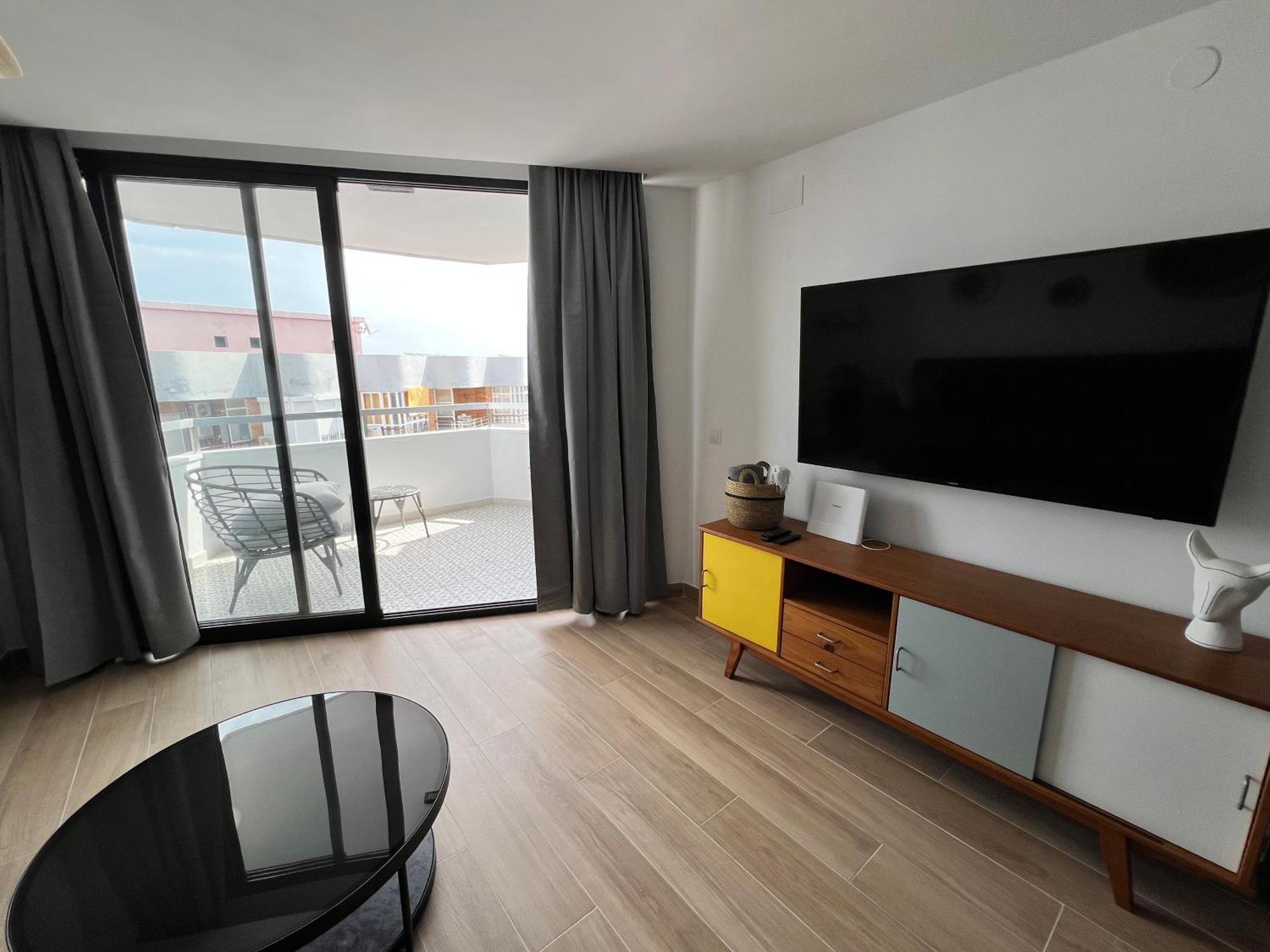 Alojamiento Joan Miro Torremolinos Bagian luar foto